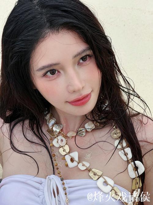 方圆网红吃瓜事件深度揭秘 方圆网红吃瓜事件深度揭秘